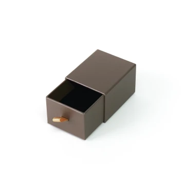 Küçük Yüzük Kutusu